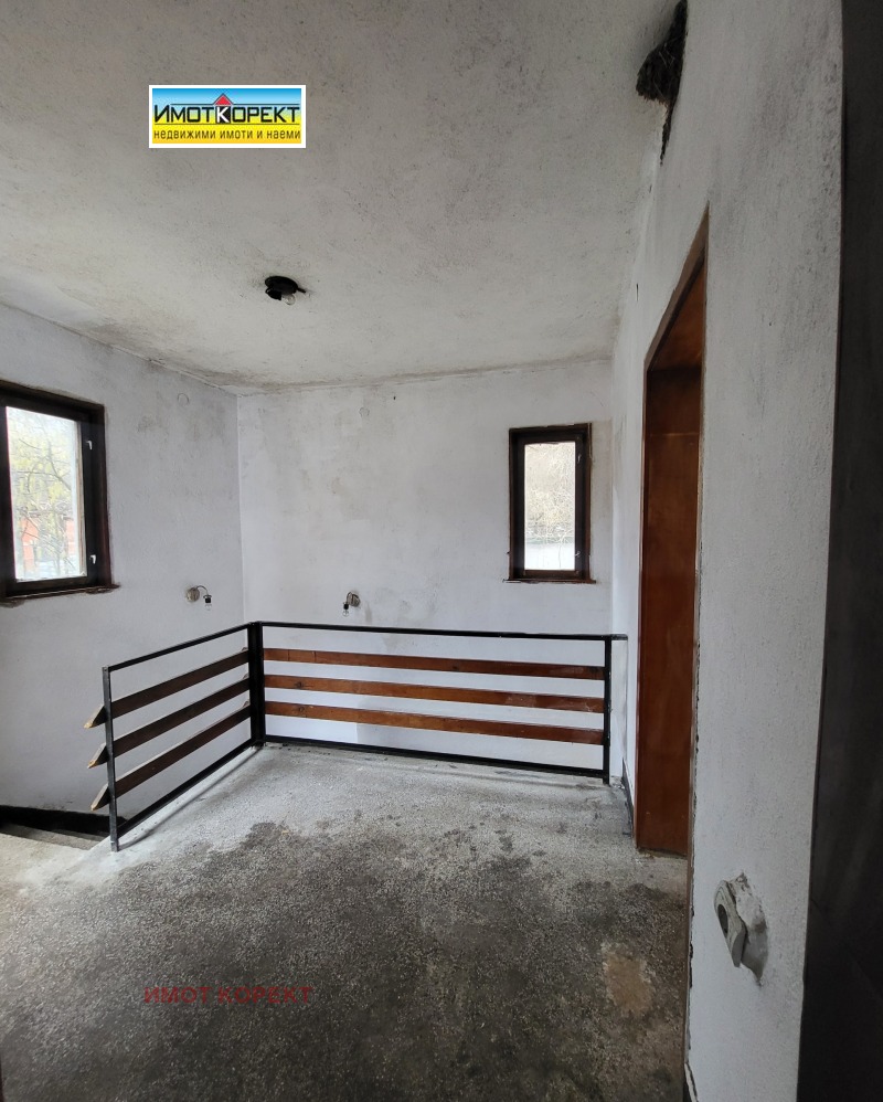 Продава КЪЩА, с. Габровица, област Пазарджик, снимка 5 - Къщи - 53467601