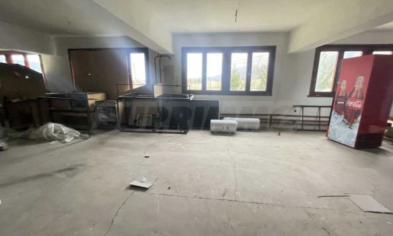 Te koop  Industrie gebouw regio Sofia , Govedartsi , 2400 m² | 55954766 - afbeelding [4]