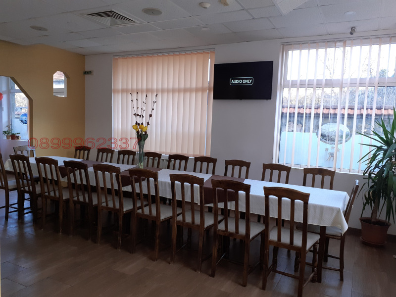 Продава ХОТЕЛ, гр. Априлци, област Ловеч, снимка 8 - Хотели - 52943553