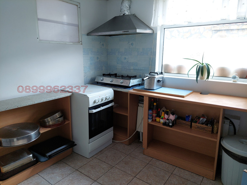 Продава ХОТЕЛ, гр. Априлци, област Ловеч, снимка 4 - Хотели - 52943553