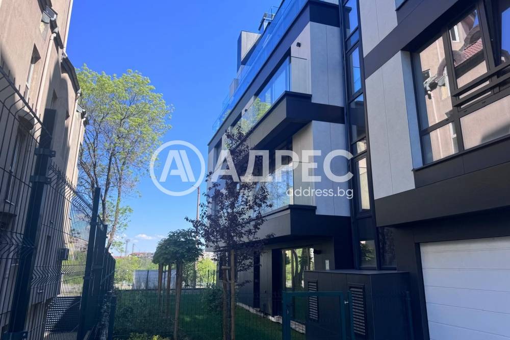 Продава 3-СТАЕН, гр. София, Редута