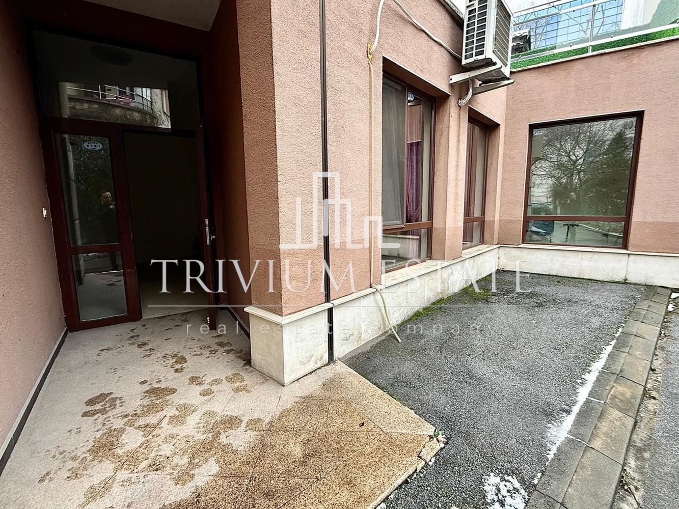 Продава ОФИС, гр. Пловдив, Младежки Хълм, снимка 13 - Офиси - 53970085