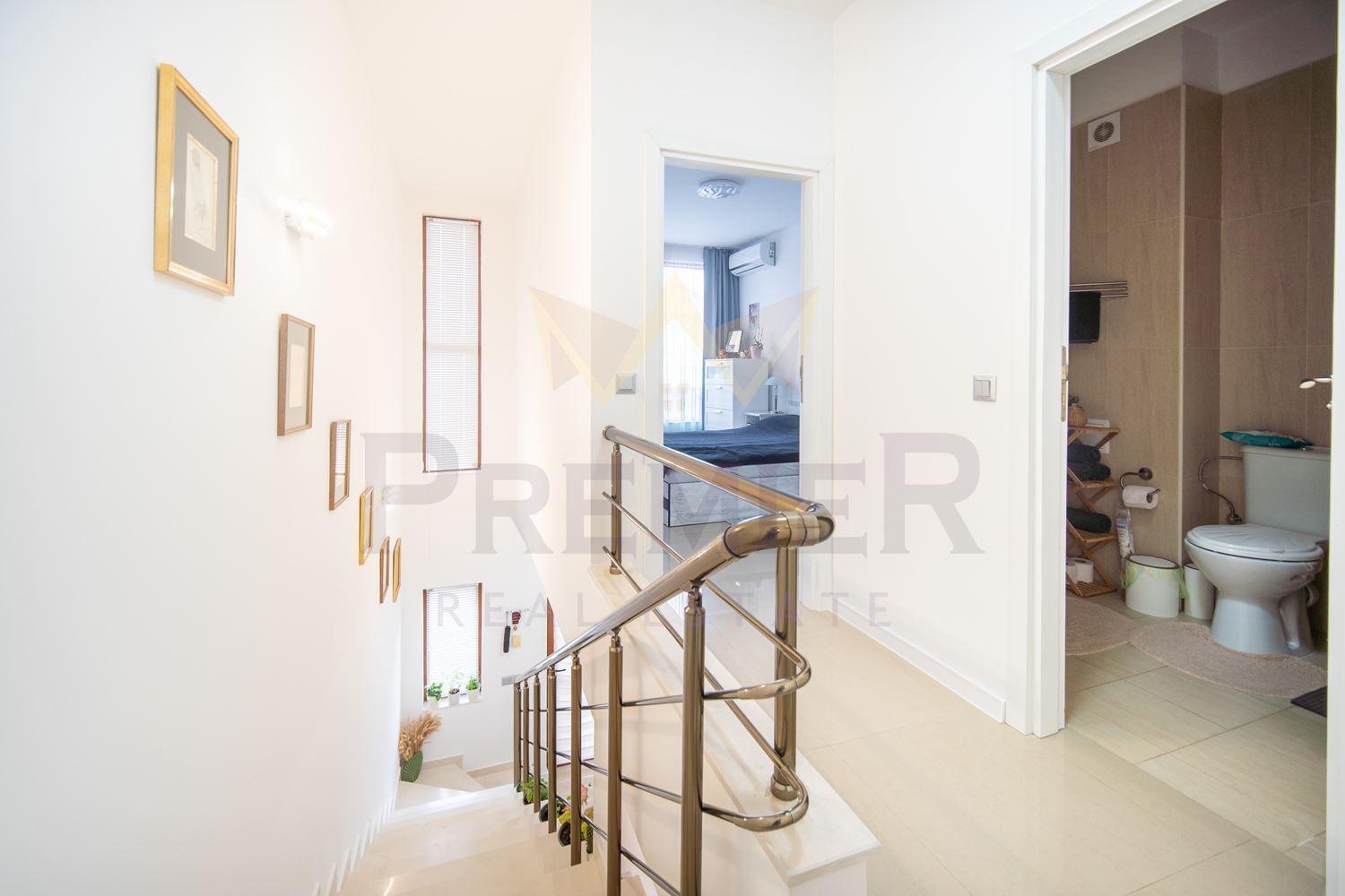 Продава КЪЩА, гр. Балчик, област Добрич, снимка 11 - Къщи - 53910997