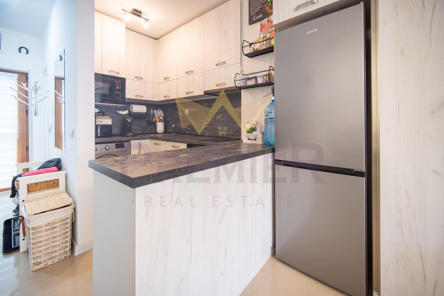 Продава КЪЩА, гр. Балчик, област Добрич, снимка 4 - Къщи - 53910997