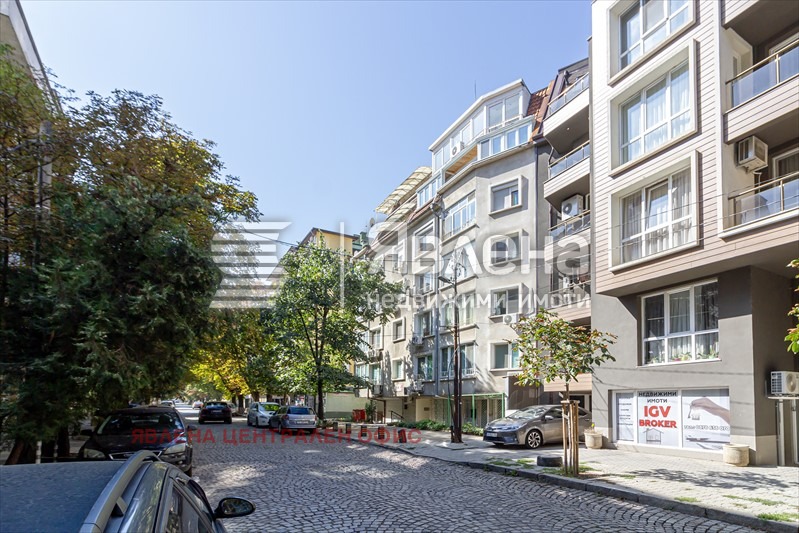 For Sale  1 bedroom Sofia , Tsentar , 60 sq.m | 97084655