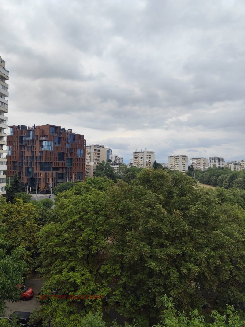 Til salgs  1 soverom Sofia , Strelbishte , 68 kvm | 73683591