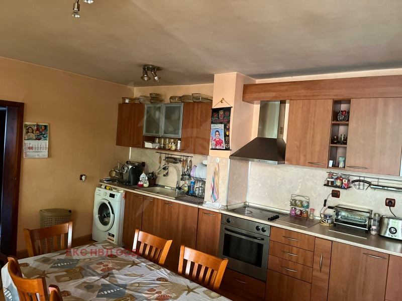 En venta  2 dormitorios Plovdiv , Kamenitsa 1 , 76 metros cuadrados | 57323746 - imagen [2]