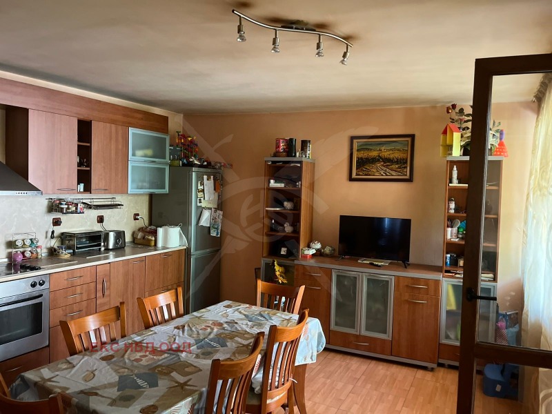 Продава  3-стаен, град Пловдив, Каменица 1 •  220 000 EUR • ID 66522607 — holmes.bg - [1] 