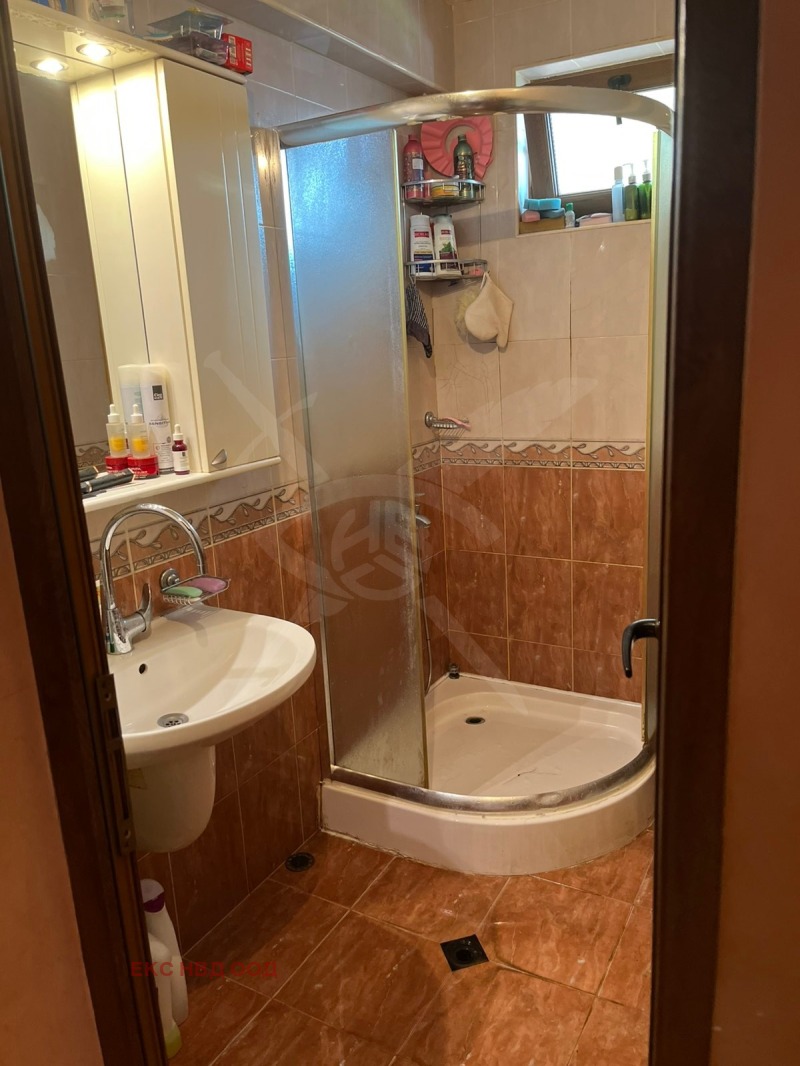 En venta  2 dormitorios Plovdiv , Kamenitsa 1 , 76 metros cuadrados | 57323746 - imagen [6]