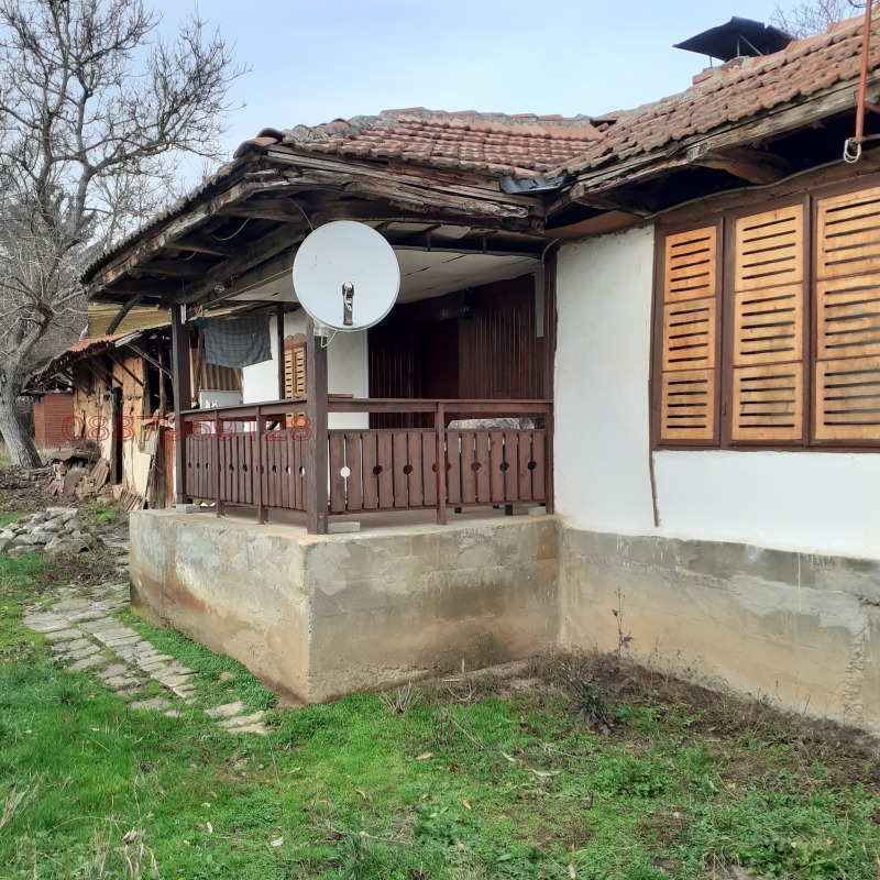 Продава ПАРЦЕЛ, с. Осоица, област София област