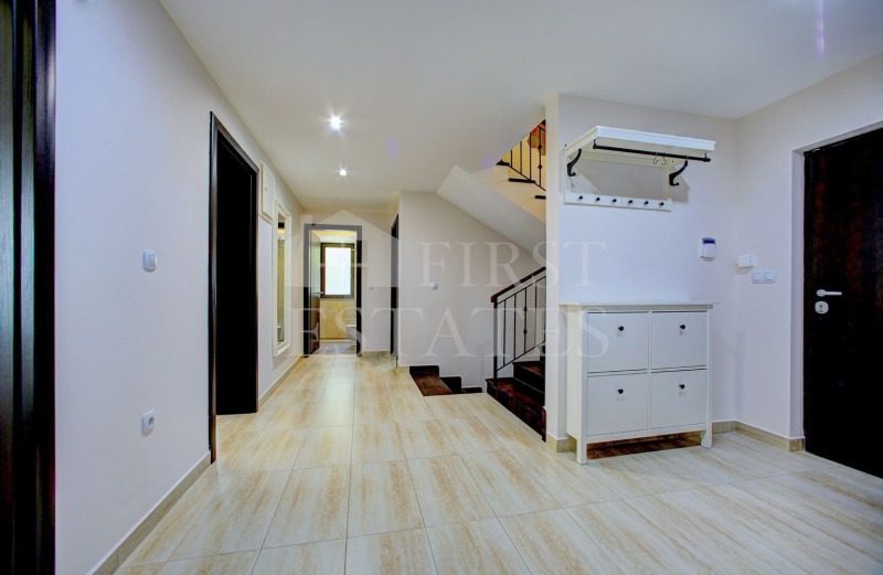 De vânzare  Casa Sofia , Bistrița , 407 mp | 58594809 - imagine [6]