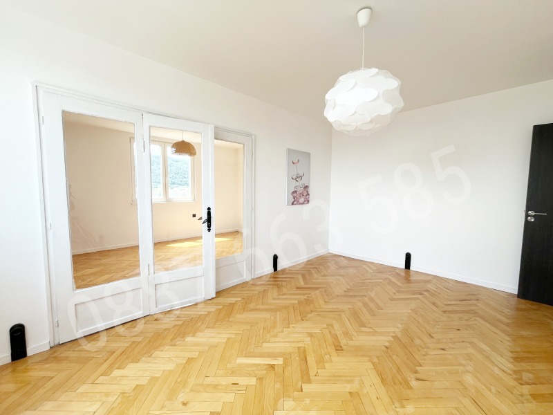 Продава 2-СТАЕН, гр. Кюстендил, Център, снимка 2 - Апартаменти - 52781458