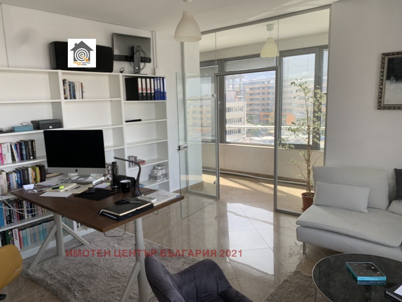 Te koop  Kantoor Sofia , Malinova dolina , 96 m² | 70685747 - afbeelding [6]