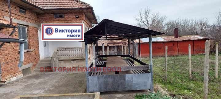Продава КЪЩА, с. Павел, област Велико Търново, снимка 2 - Къщи - 52038563