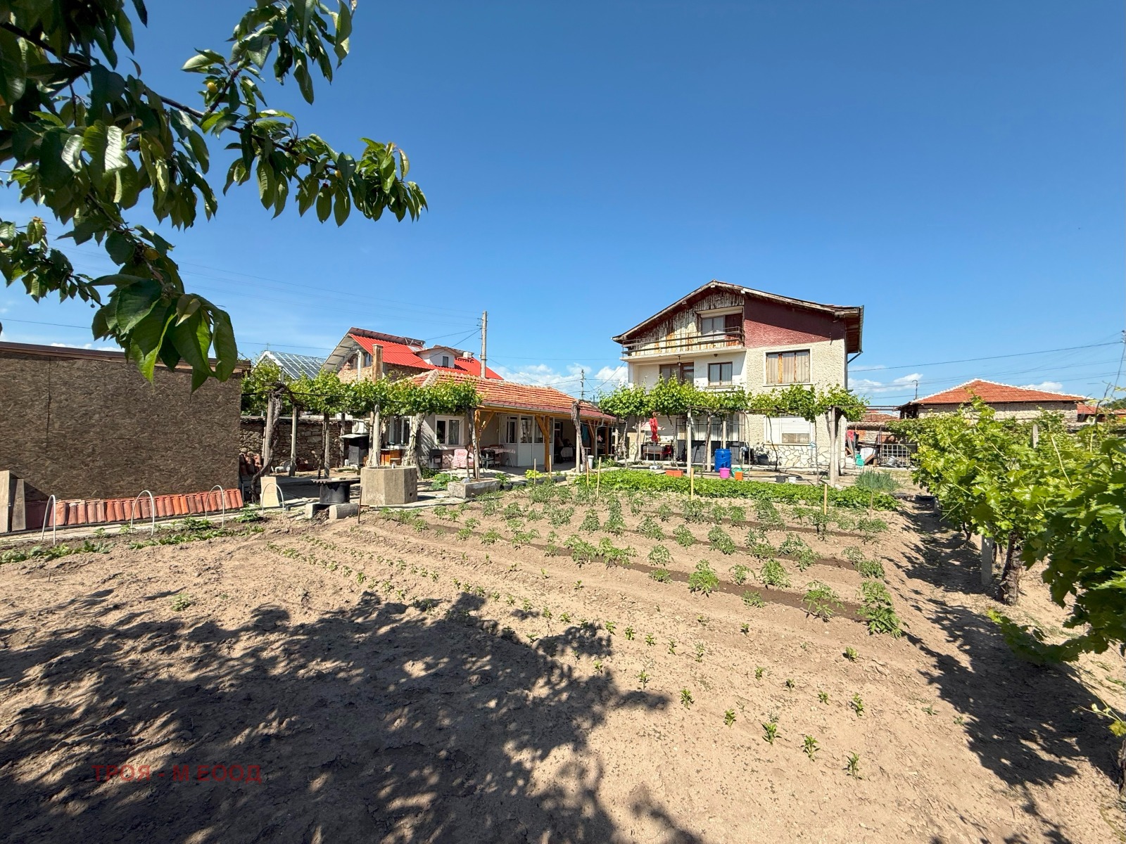 Продава КЪЩА, с. Виноградец, област Пазарджик, снимка 2 - Къщи - 51180490