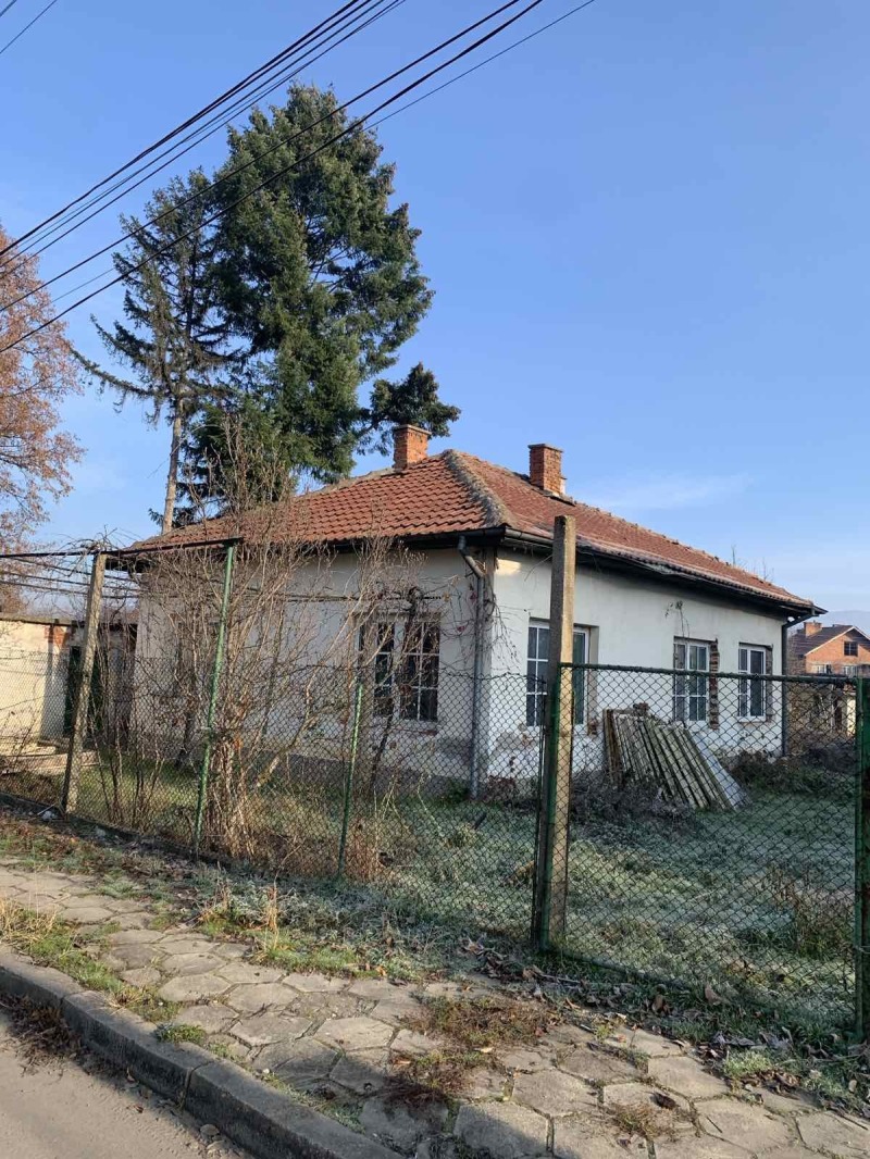Продава КЪЩА в област Кюстендил, с. Пиперков чифлик - 100 кв.м / 86 000 € » 168 201.38 лв., НИКИТА