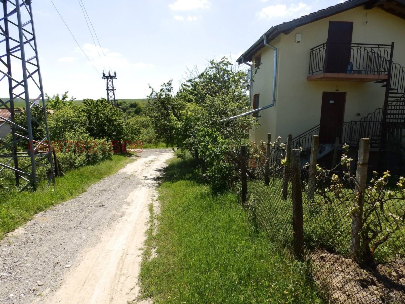 Продава ПАРЦЕЛ в град Варна, м-т Крушките - 650 кв.м / 30 000 € » 58 674.90 лв.