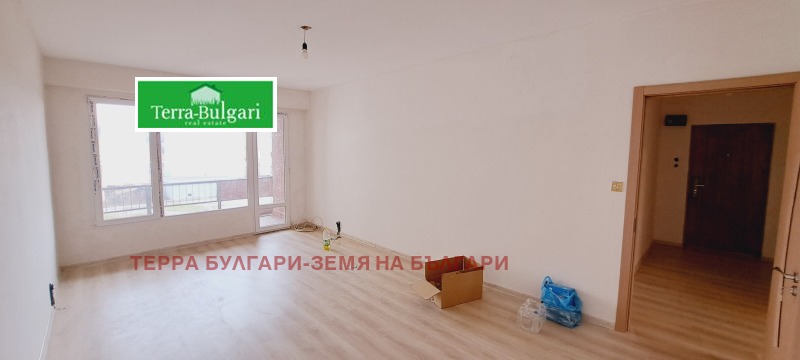 Продава  1 slaapkamer regio Pernik , Radomir , 72 кв.м | 77833201