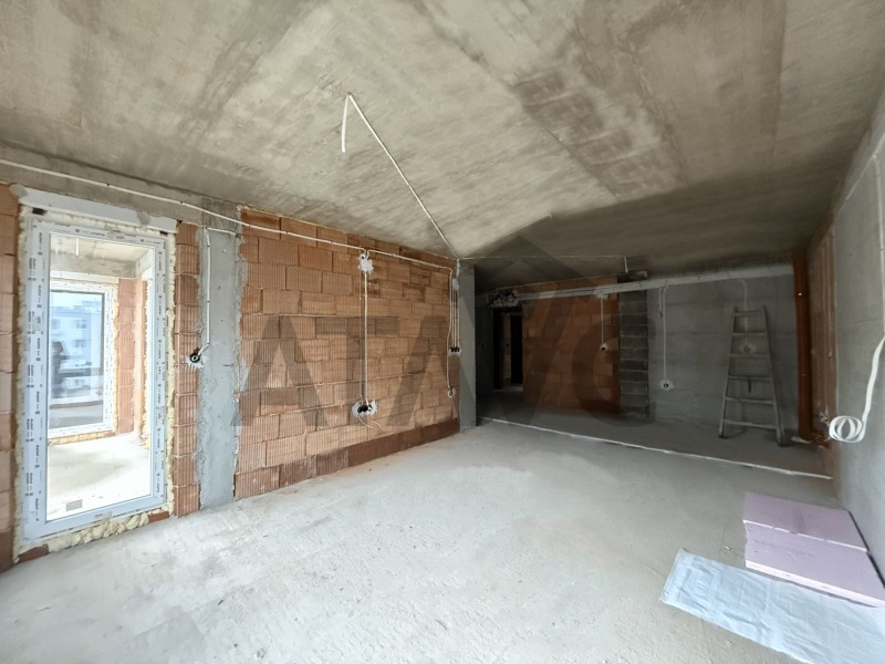 Продава 3-СТАЕН, гр. Пловдив, Остромила, снимка 2 - Апартаменти - 53268212