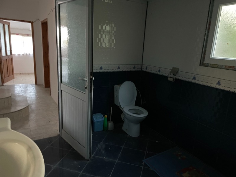 Продава КЪЩА, гр. Бургас, с. Изворище, снимка 6 - Къщи - 52782171