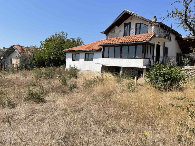 Продава КЪЩА, гр. Бургас, с. Изворище