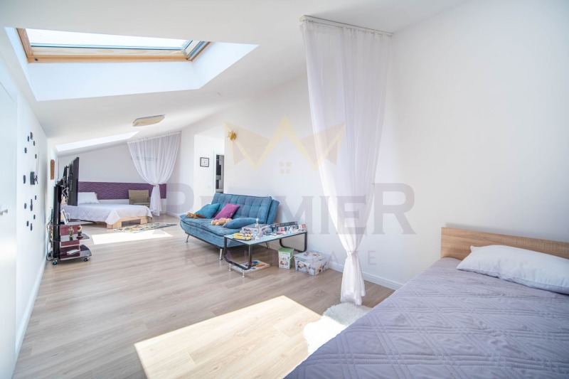 Продава КЪЩА, с. Близнаци, област Варна, снимка 16 - Къщи - 53031648