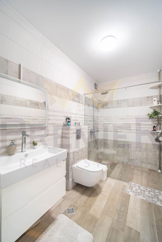 Продава КЪЩА, с. Близнаци, област Варна, снимка 17 - Къщи - 53031648