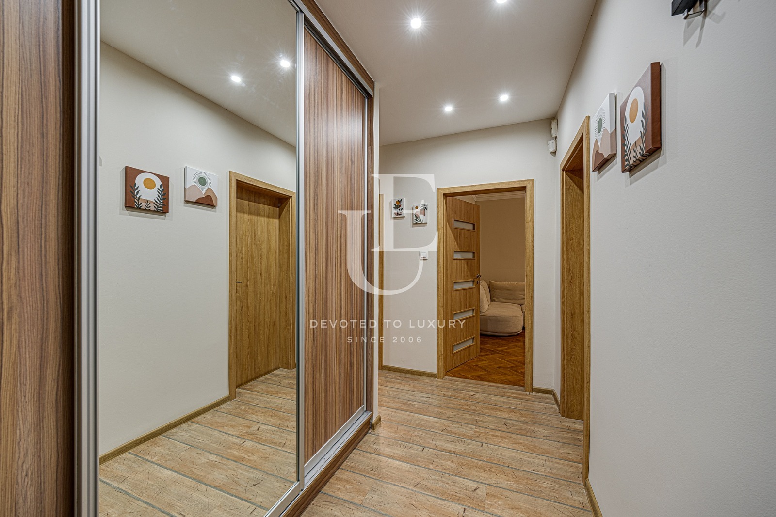 Продава 3-СТАЕН, гр. София, Стрелбище, снимка 2 - Апартаменти - 55528245