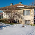 Продава КЪЩА, с. Миладиново, област Кърджали, снимка 1 - Къщи - 43279763