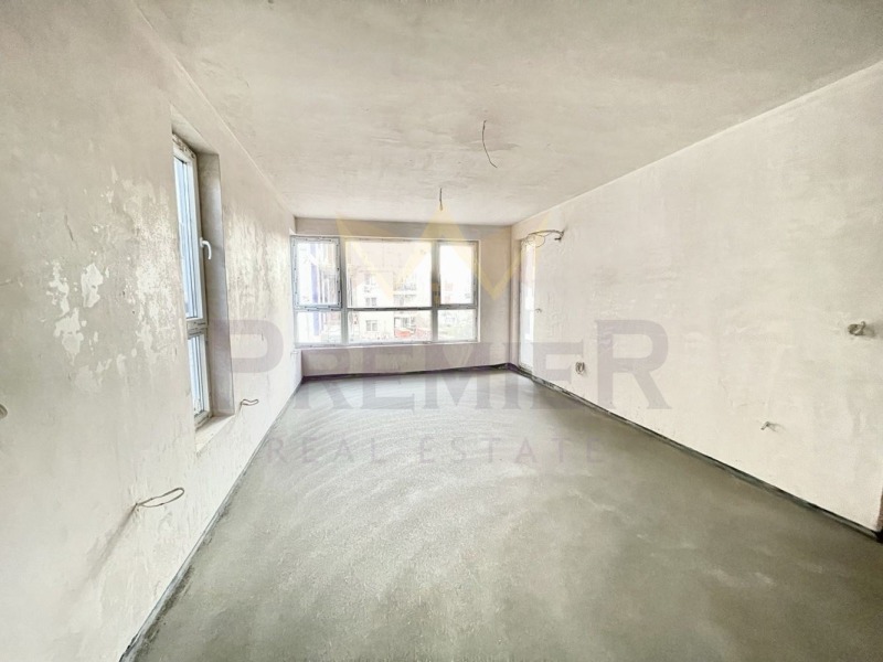 Продава 3-СТАЕН, град Варна, Левски 1 • 176000 € / 344226.08 лв. • 14781266 1