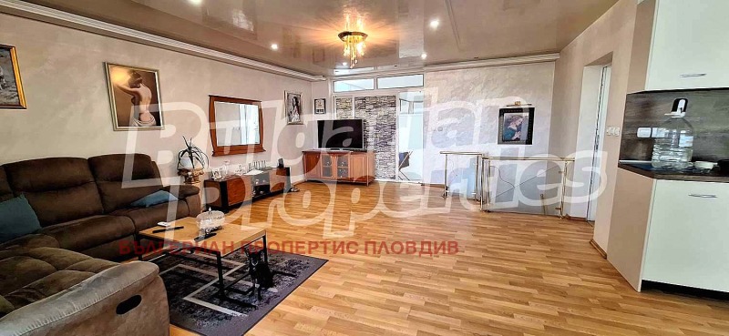 À venda  Casa Plovdiv , Centar , 200 m² | 33572676 - imagem [5]