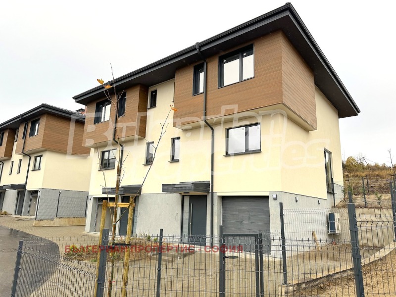 Продава КЪЩА, гр. София, с. Владая, снимка 6 - Къщи - 52820148