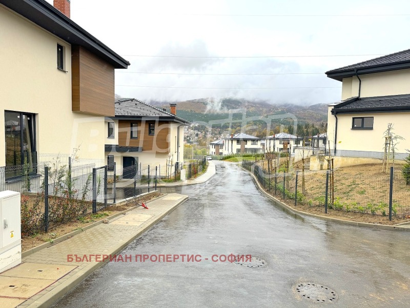 Продава КЪЩА, гр. София, с. Владая, снимка 8 - Къщи - 52820148