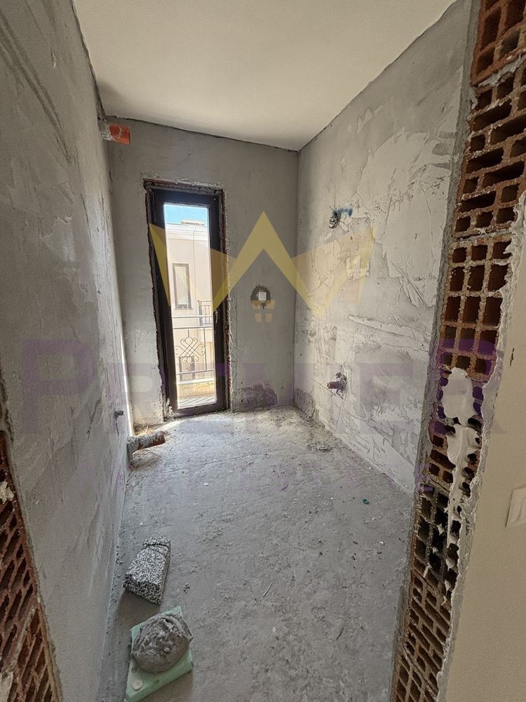 Продава КЪЩА, гр. Бургас, Сарафово, снимка 9 - Къщи - 54500245