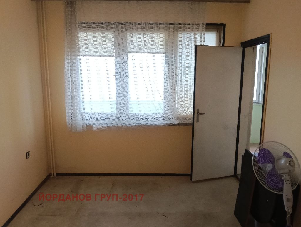 Продава 3-СТАЕН, гр. Добрич, Добротица - Варненска, снимка 2 - Апартаменти - 53976599