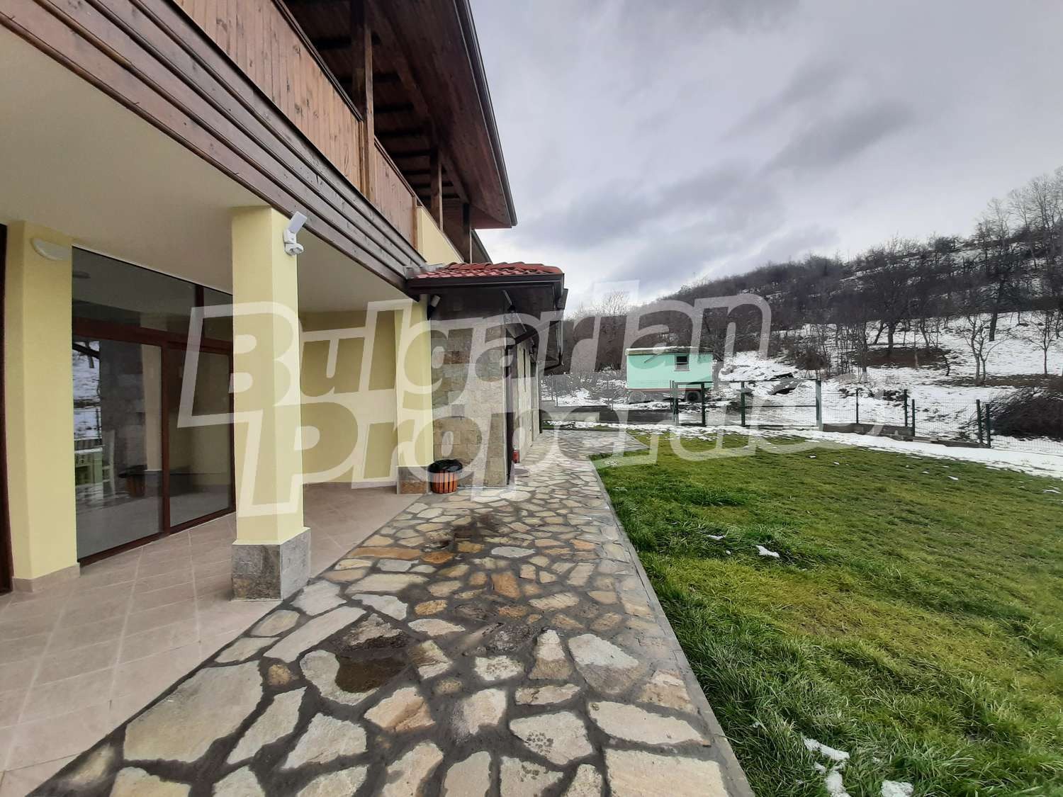 Продава КЪЩА, с. Голям извор, област Ловеч, снимка 2 - Къщи - 39707972