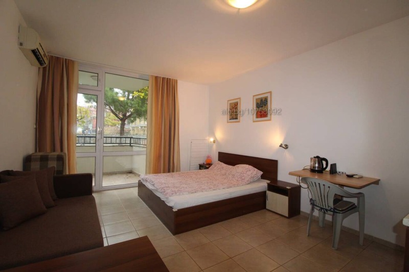 Продава  1-стаен област Бургас , к.к. Слънчев бряг , 38 кв.м | 92810429 - изображение [2]