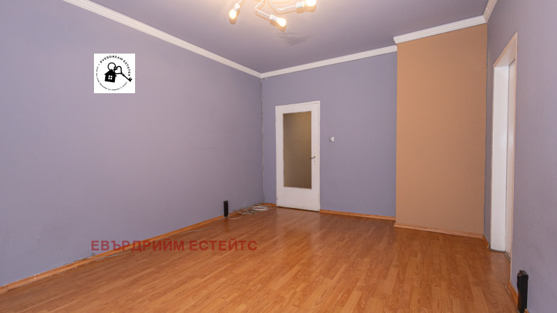 À vendre  3 chambres Sofia , Mladost 4 , 94 m² | 96040210 - image [2]