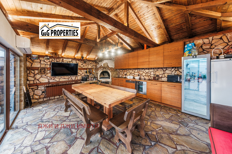 Продава КЪЩА, гр. София, гр. Нови Искър, снимка 3 - Къщи - 53176374