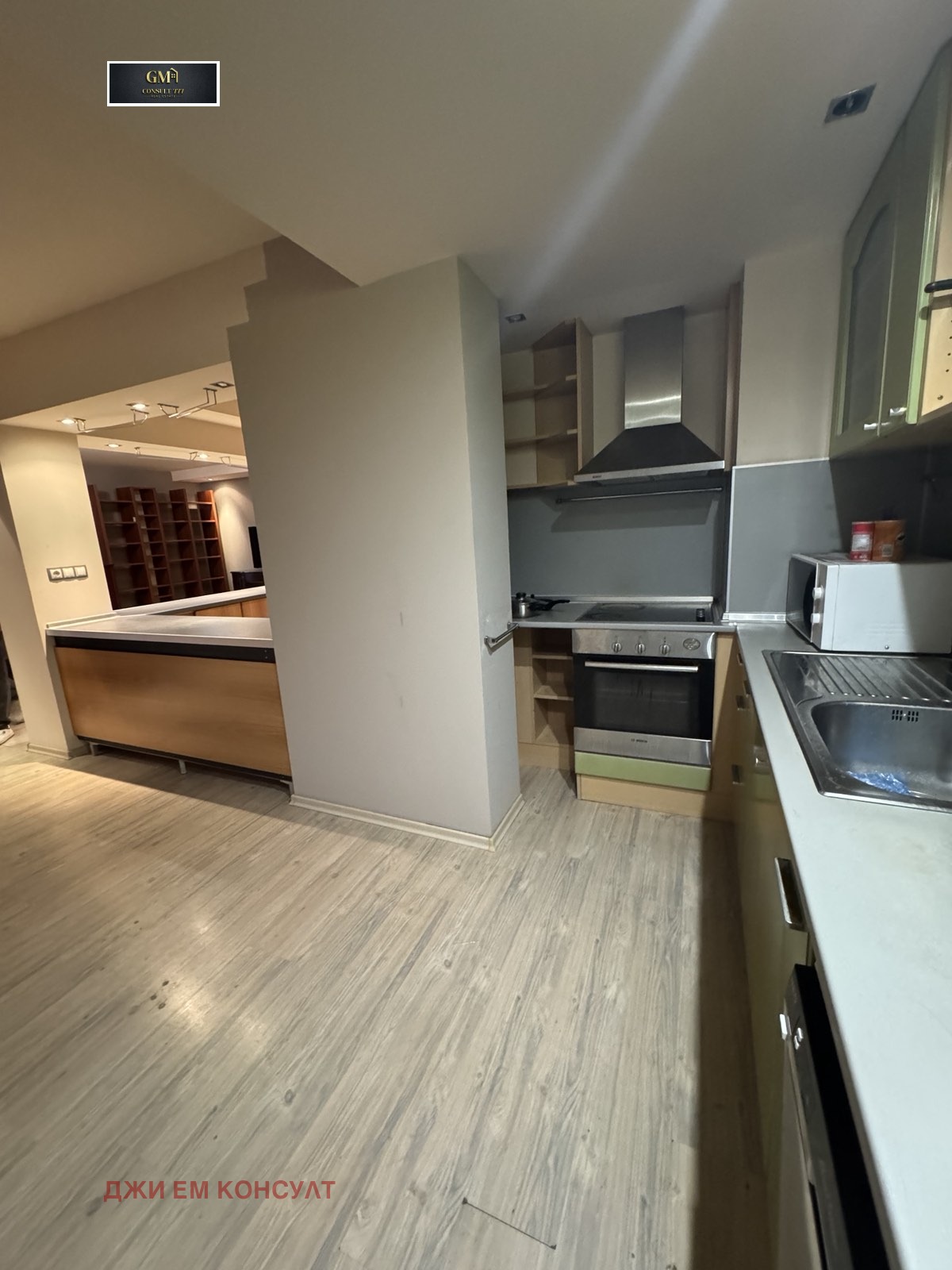 Продава 3-СТАЕН, гр. Плевен, Идеален център, снимка 3 - Апартаменти - 52977350