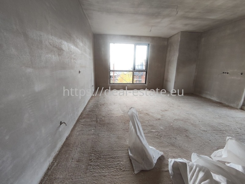 Продава 3-СТАЕН в град Благоевград, Освобождение - 105 кв.м / 126 000 € » 246 434.58 лв., ДИЪЛ ЕСТЕЙТ