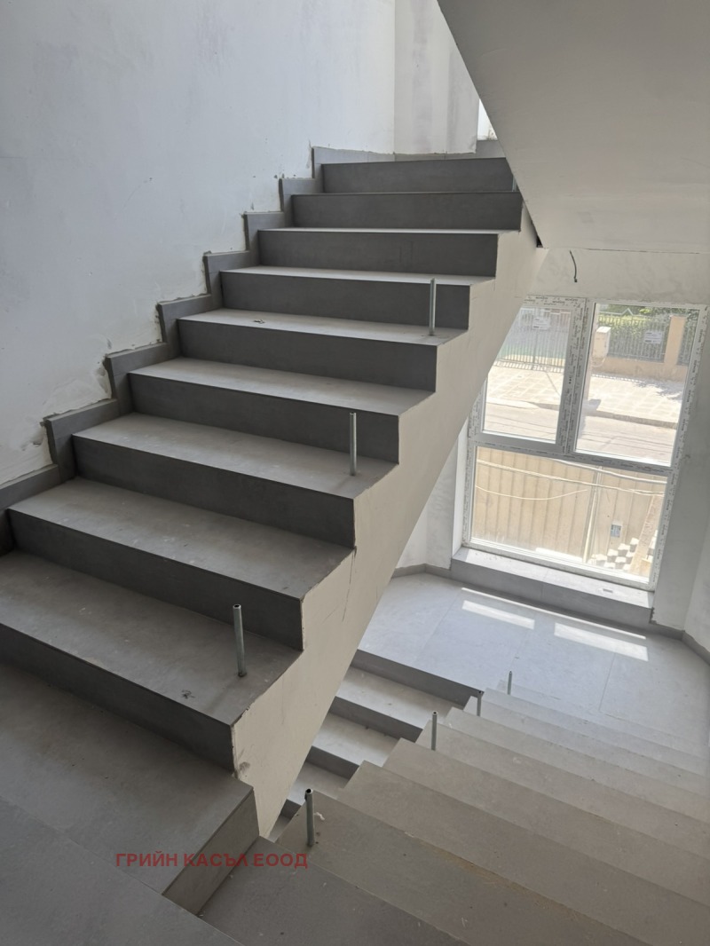 Till salu  2 sovrum Sofia , Banisjora , 110 kvm | 61391004 - bild [5]