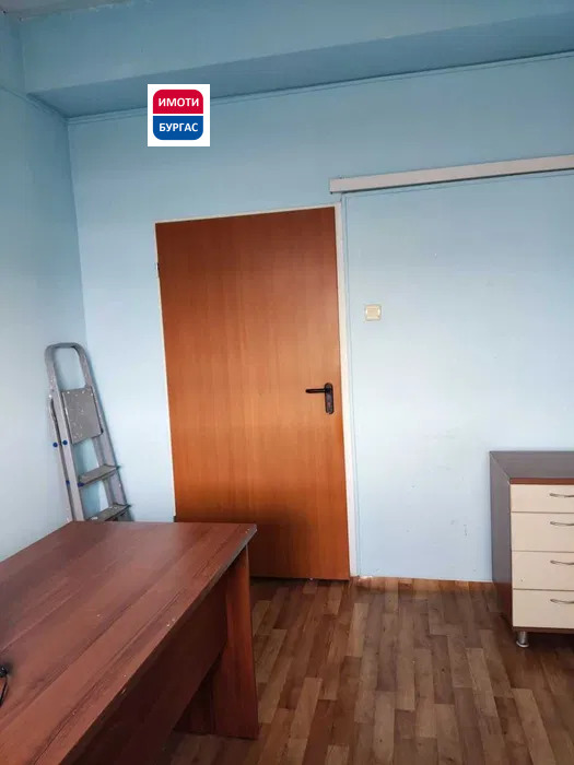 Na prodej  Kancelář Burgas , Vazraždane , 13 m2 | 68836672 - obraz [2]