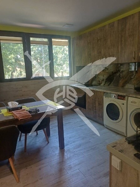 Eladó  Hivatal Burgas , Zornica , 42 négyzetméter | 85503198
