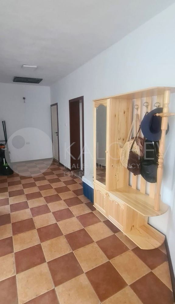 Продава КЪЩА, с. Юнец, област Варна, снимка 14 - Къщи - 52164279