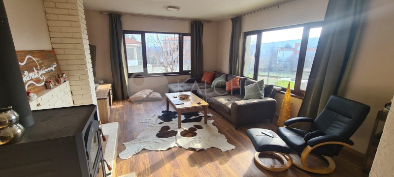 Продава КЪЩА, с. Юнец, област Варна, снимка 3 - Къщи - 52164279