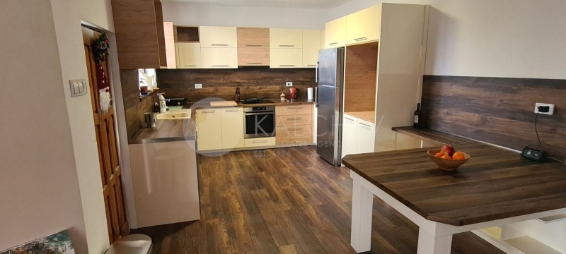 Продава КЪЩА, с. Юнец, област Варна, снимка 4 - Къщи - 52164279