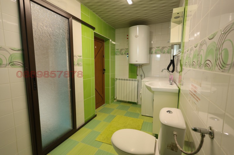 Продава ХОТЕЛ, с. Бял извор, област Стара Загора, снимка 10 - Хотели - 53385862