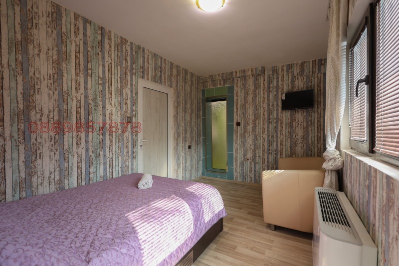 Продава ХОТЕЛ, с. Бял извор, област Стара Загора, снимка 8 - Хотели - 53385862