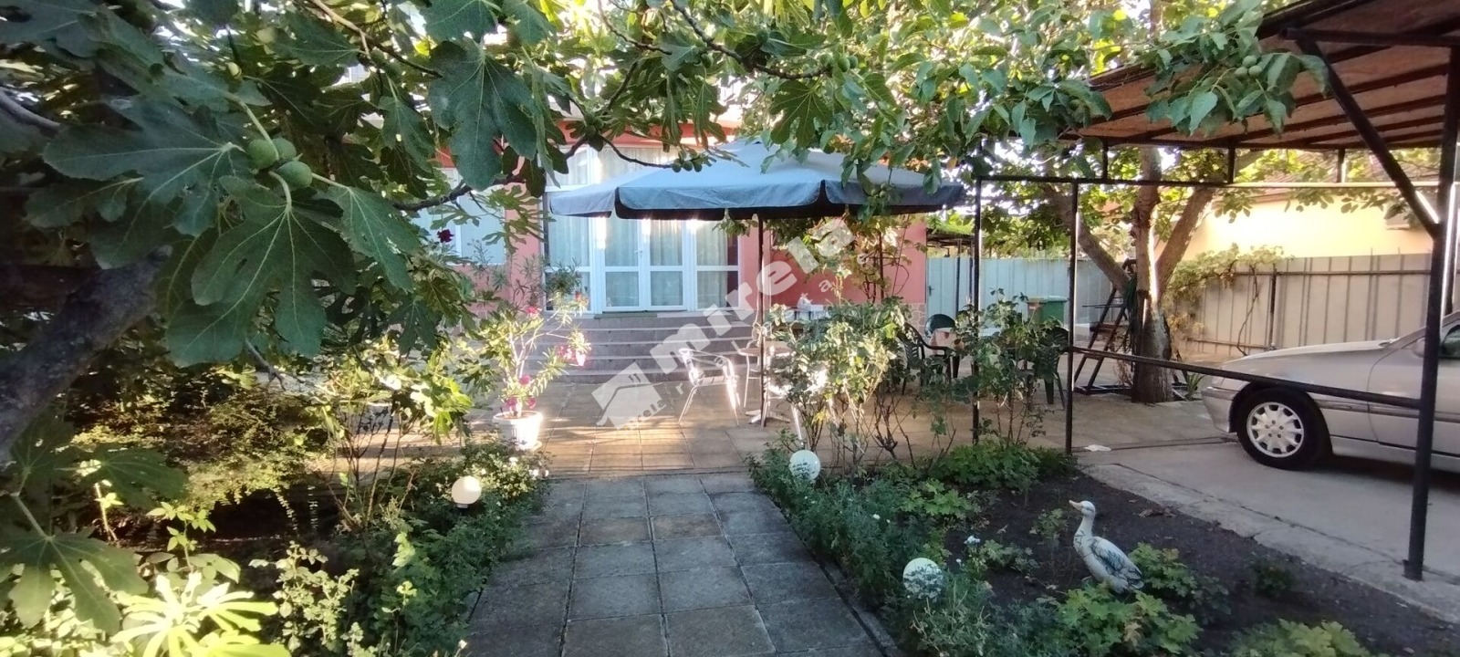 Продава ХОТЕЛ, с. Равда, област Бургас, снимка 2 - Хотели - 53899028